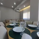 Jetmira's Cozy Haven Apartmán *