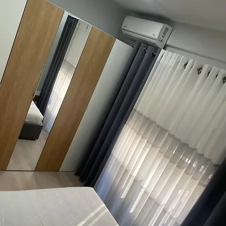 Lägenhet Jetmira's Cozy Haven Durrës