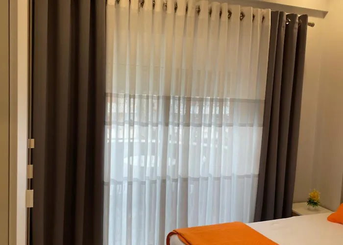 Jetmira's Cozy Haven Apartment