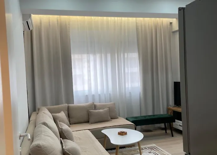 Jetmira's Cozy Haven * Durres
