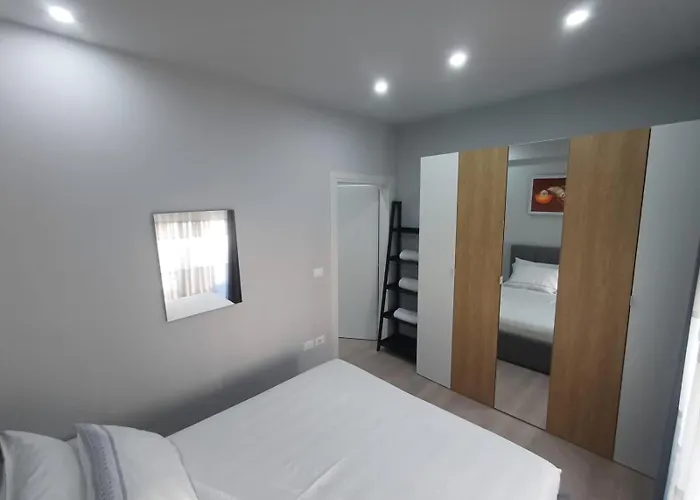 Jetmira's Cozy Haven * Durres